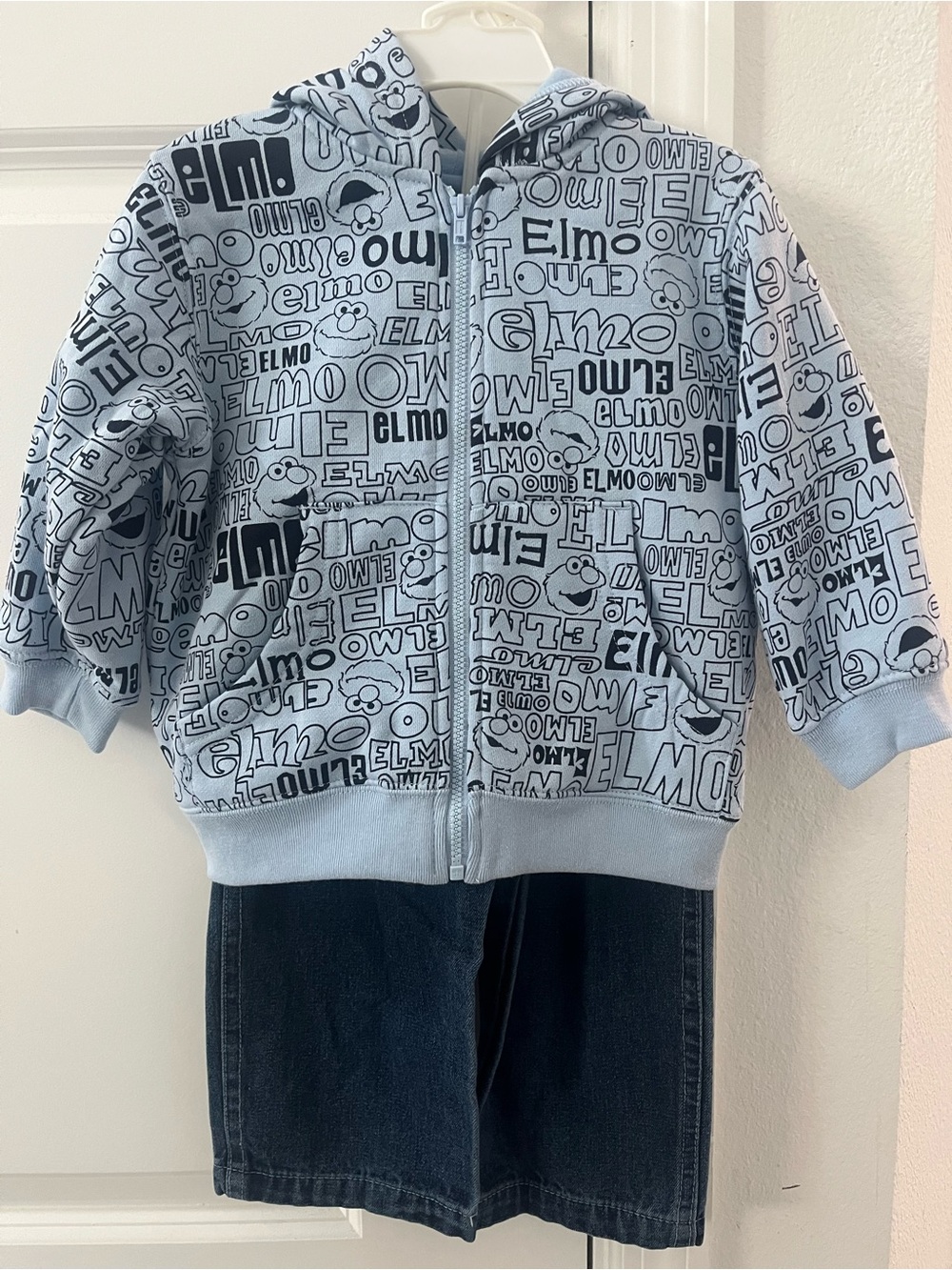 NWT 2009 Sesame Street Elmo Jacket and Jeans Set (24m)
